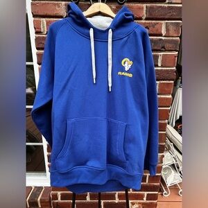 Men's Antigua Royal Los Angeles Rams Logo Victory Pullover Hoodie